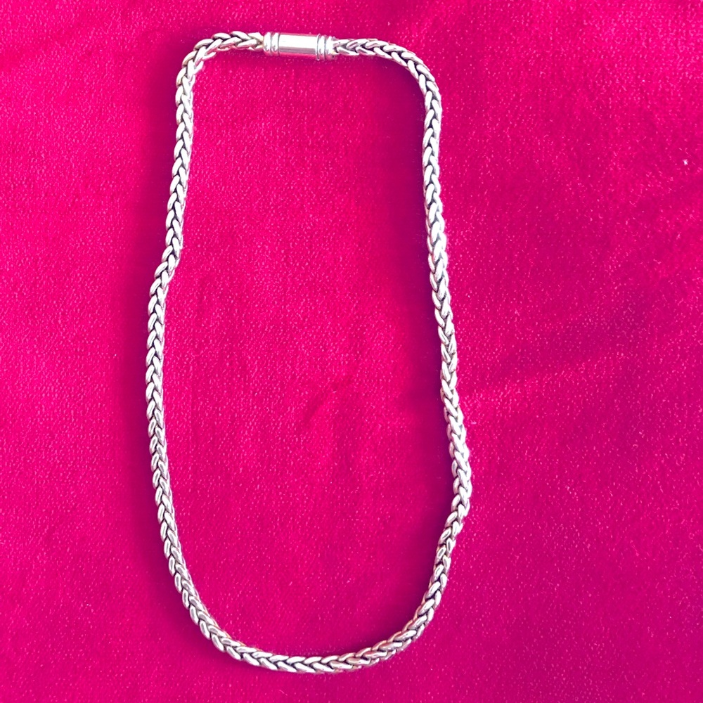 Silver tone 18” necklace.